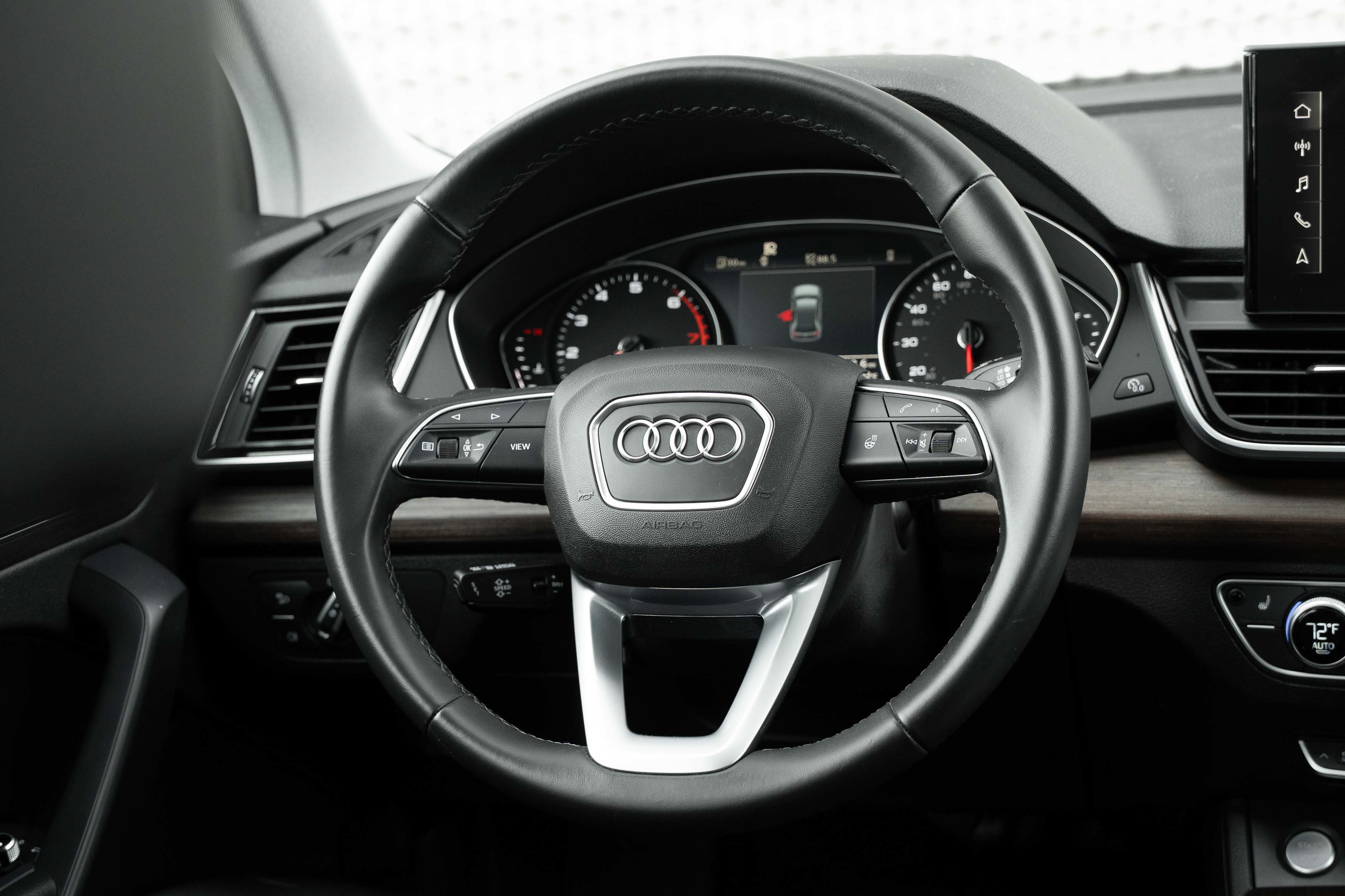 Certified 2024 Audi Q5 2.0T Premium w/ Convenience Package AWD/4WD image 10