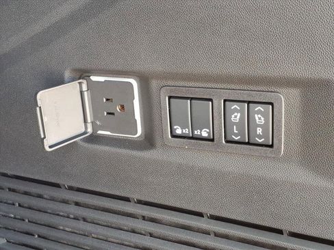 New 2026 Chevrolet Tahoe High Country image 11