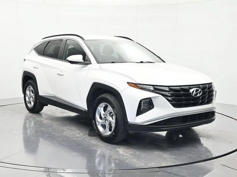Used 2024 Hyundai Tucson SEL AWD/4WD image 3