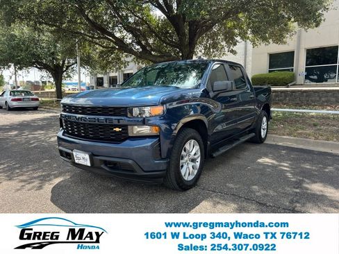 Used 2020 Chevrolet Silverado 1500 Custom w/ Custom Value Package RWD image 3