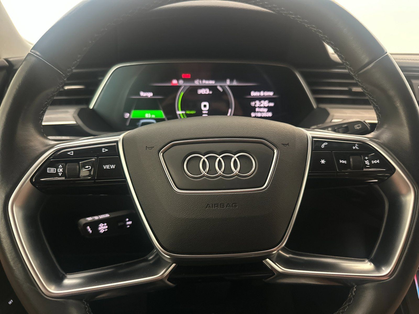 Used 2024 Audi Q8 e-tron Premium Plus w/ Premium Plus Package AWD/4WD image 22
