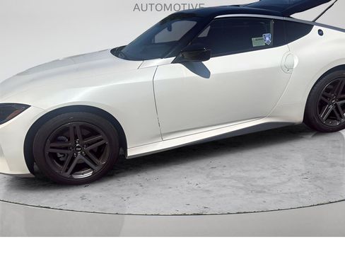 Used 2026 Nissan Z Sport w/ Floor Mat Package RWD image 7
