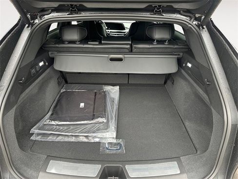 New 2026 Cadillac Lyriq V image 11