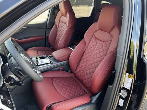 New 2026 Audi SQ7 Prestige AWD/4WD image 19
