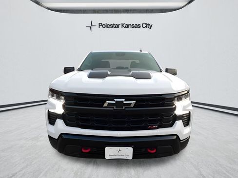 Used 2024 Chevrolet Silverado 1500 LT Trail Boss w/ Protection Package AWD/4WD image 10
