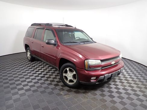 Used 2005 Chevrolet TrailBlazer EXT LT image 2