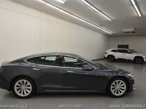 Used 2016 Tesla Model S AWD image 8