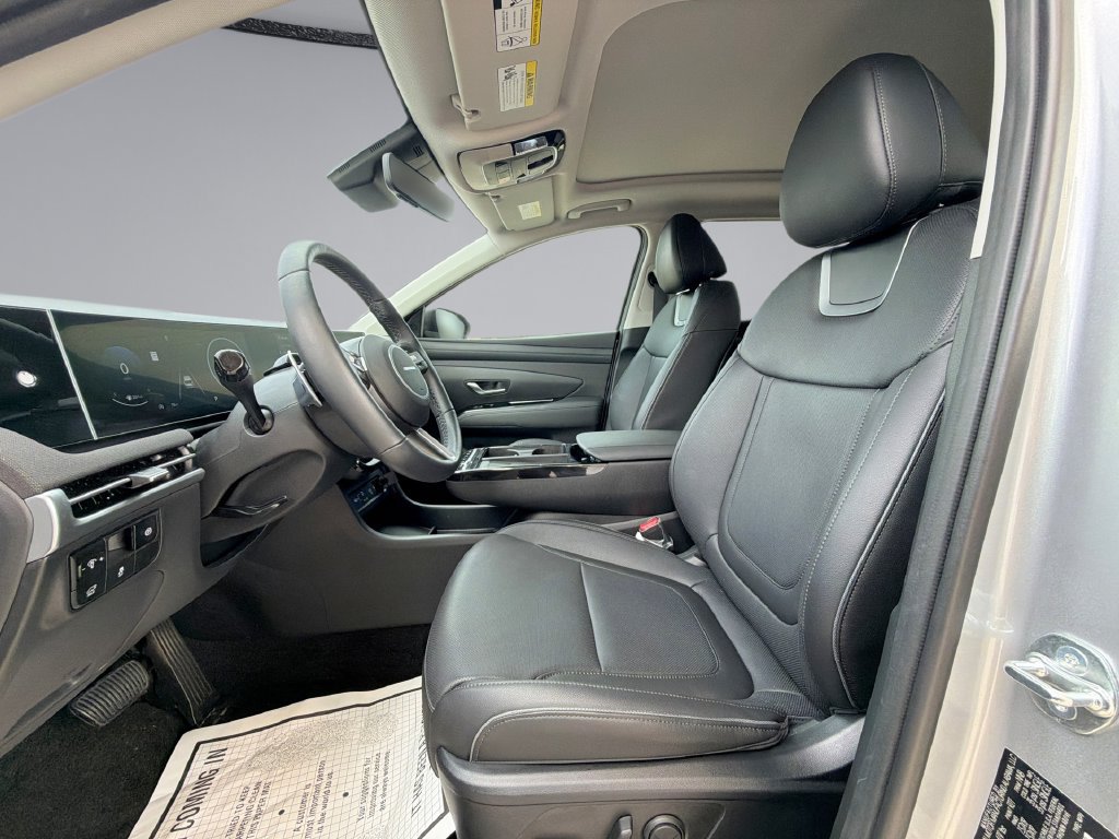 Used 2025 Hyundai Tucson Limited FWD image 30