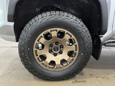 Used 2024 Toyota Tacoma 4x4 Double Cab Hybrid image 24