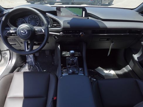 New 2026 MAZDA MAZDA3 2.5 S Hatchback w/ Premium Pkg FWD image 11
