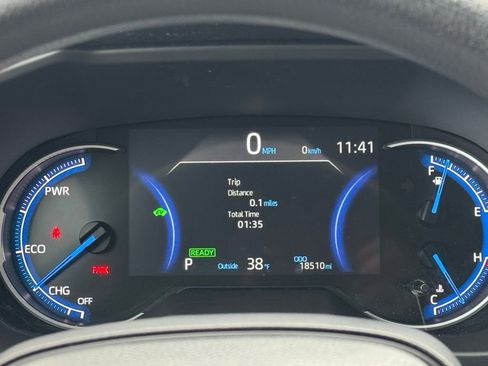 Used 2025 Toyota RAV4 LE image 32