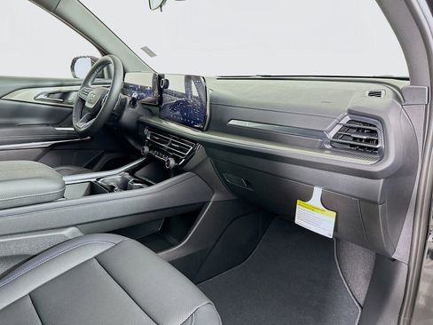 New 2026 Chevrolet Traverse LT image 30