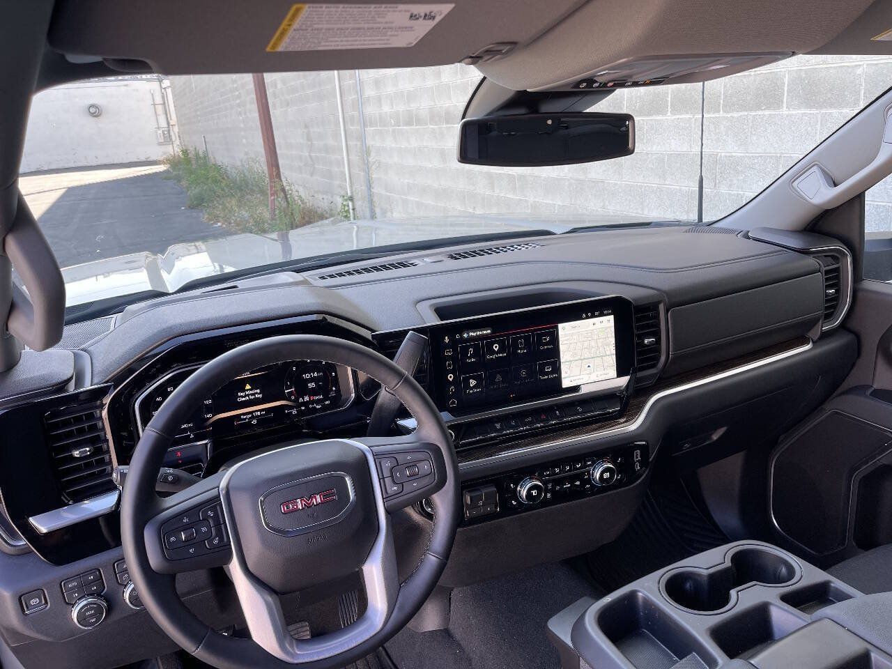 Used 2026 GMC Sierra 2500 SLE w/ SLE Value Package; AWD/4WD image 14
