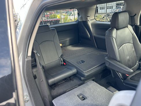 Used 2016 GMC Acadia Denali AWD/4WD image 34