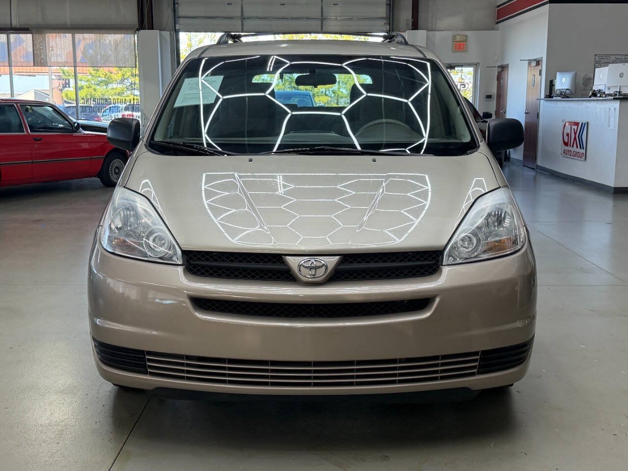 Used 2005 Toyota Sienna CE FWD image 6