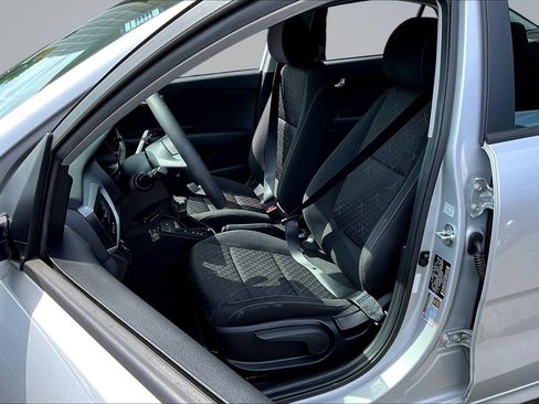 Used 2023 Kia Rio LX FWD image 18