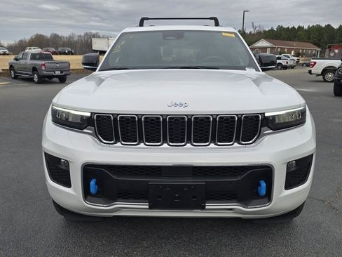 Used 2022 Jeep Grand Cherokee Overland image 3