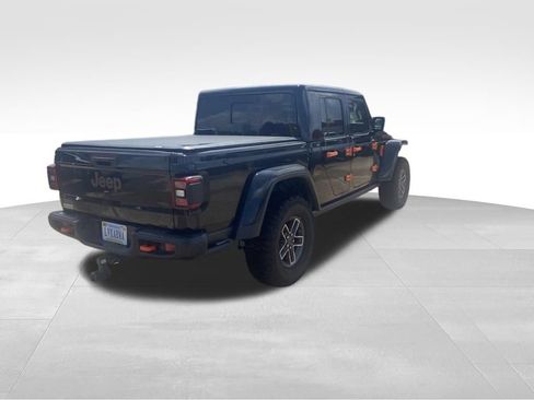 Used 2025 Jeep Gladiator Mojave AWD/4WD image 15