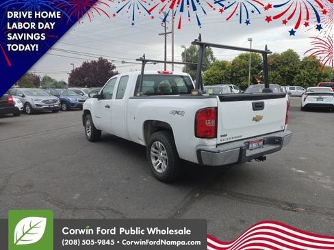 Used 2010 Chevrolet Silverado 1500 W/T AWD/4WD image 4