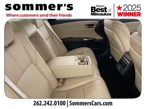Used 2018 Toyota Avalon Limited image 29