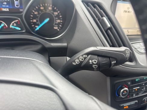 Used 2018 Ford Escape SEL image 27