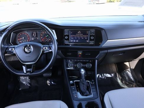 Used 2019 Volkswagen Jetta R-Line image 14