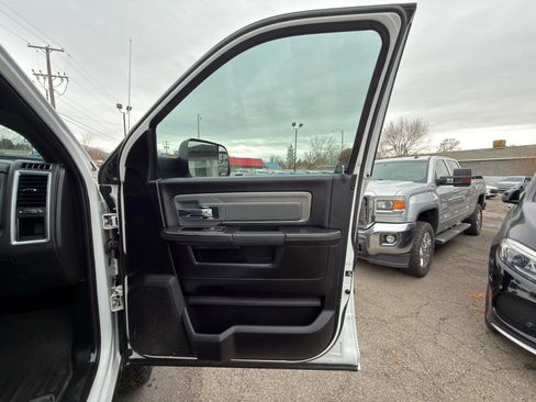 Used 2018 RAM 2500 Power Wagon w/ Leather & Luxury Group image 8