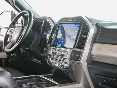 Used 2022 Ford F250 Lariat w/ Tremor Off-Road Package AWD/4WD image 28
