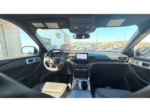 Used 2020 Ford Explorer Limited AWD/4WD image 13