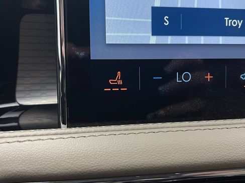 Used 2025 Lincoln Corsair FWD image 5