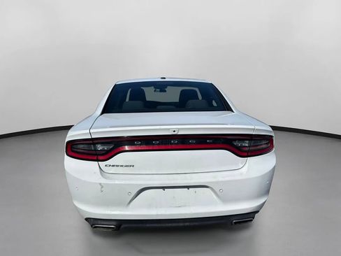 Used 2019 Dodge Charger SXT image 7