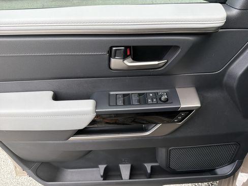 New 2026 Toyota Tundra Limited AWD/4WD image 10