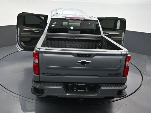 Used 2024 Chevrolet Silverado 1500 High Country w/ Technology Package RWD image 39