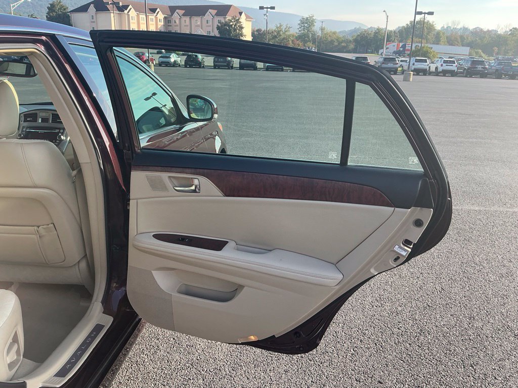 Used 2012 Toyota Avalon Limited FWD image 32