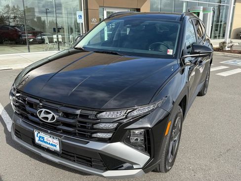 Certified 2025 Hyundai Tucson SEL AWD/4WD image 8