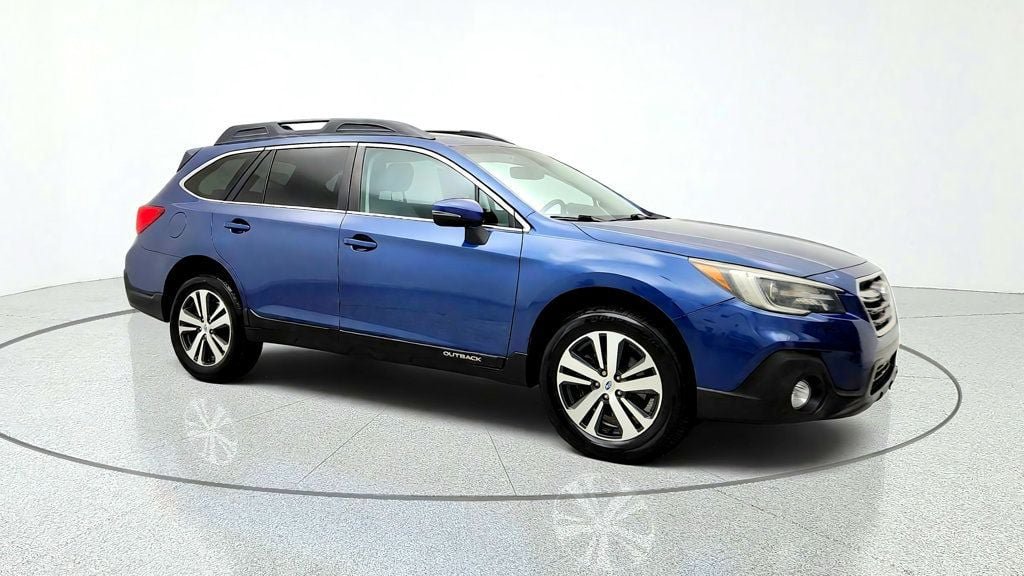 Used 2019 Subaru Outback 2.5i Limited AWD/4WD image 3