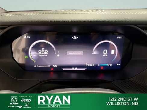 New 2026 Jeep Cherokee Overland w/ Advanced Pro Tech Group image 25