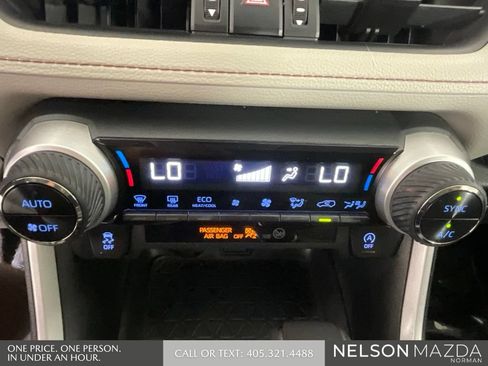 Used 2020 Toyota RAV4 XLE Premium FWD image 36