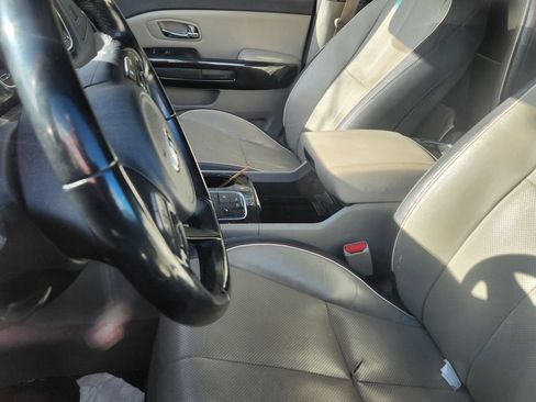 Used 2017 Kia Sedona EX image 16