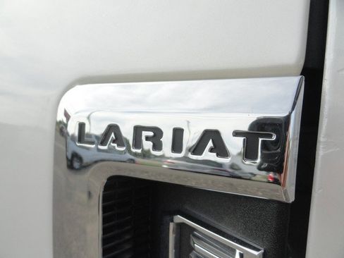Used 2019 Ford F350 Lariat w/ Lariat Ultimate Package AWD/4WD image 9