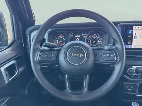 Used 2024 Jeep Wrangler Unlimited Sport AWD/4WD image 21