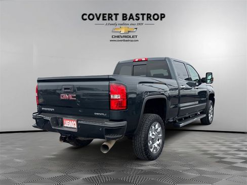 Used 2018 GMC Sierra 2500 Denali w/ Duramax Plus Package image 6
