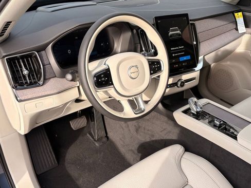 New 2026 Volvo XC90 B6 Ultra w/ Protection Package AWD/4WD image 4