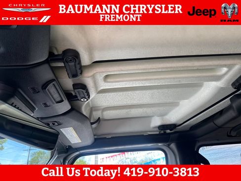 Used 2022 Jeep Wrangler Unlimited Sport AWD/4WD image 21