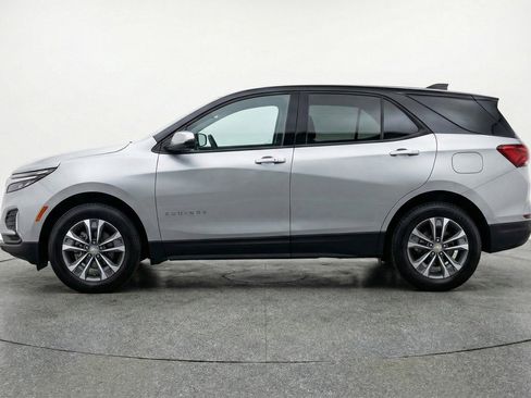 Used 2025 Chevrolet Equinox LT image 5