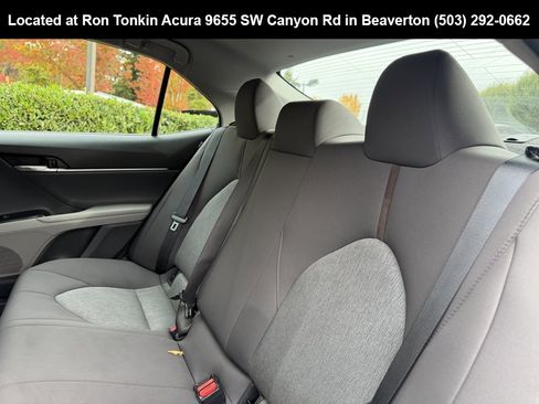 Used 2020 Toyota Camry L w/ Carpet Mat Package image 24