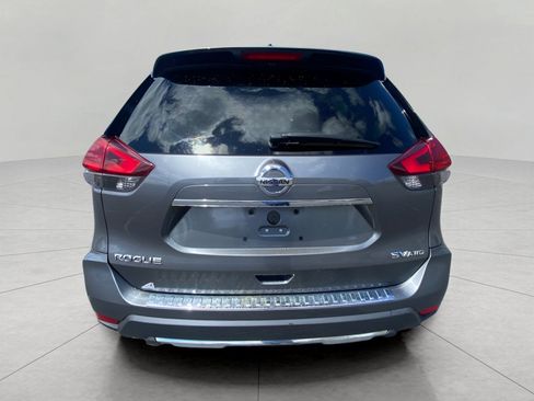Used 2017 Nissan Rogue SV AWD/4WD image 15
