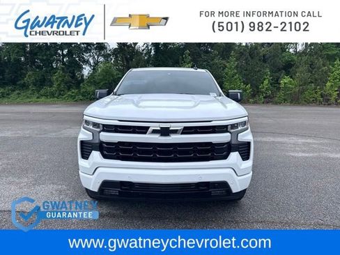 Used 2025 Chevrolet Silverado 1500 RST AWD/4WD image 2