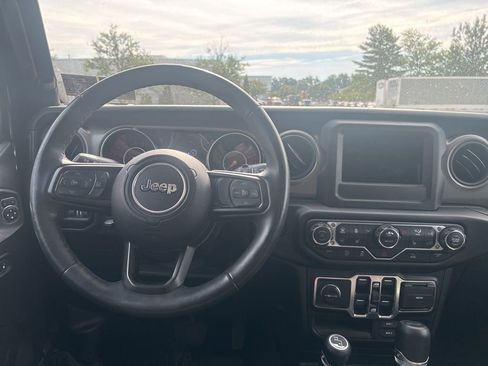 Used 2022 Jeep Wrangler Unlimited Sport AWD/4WD image 13