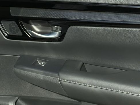 Used 2025 Honda CR-V EX-L image 36